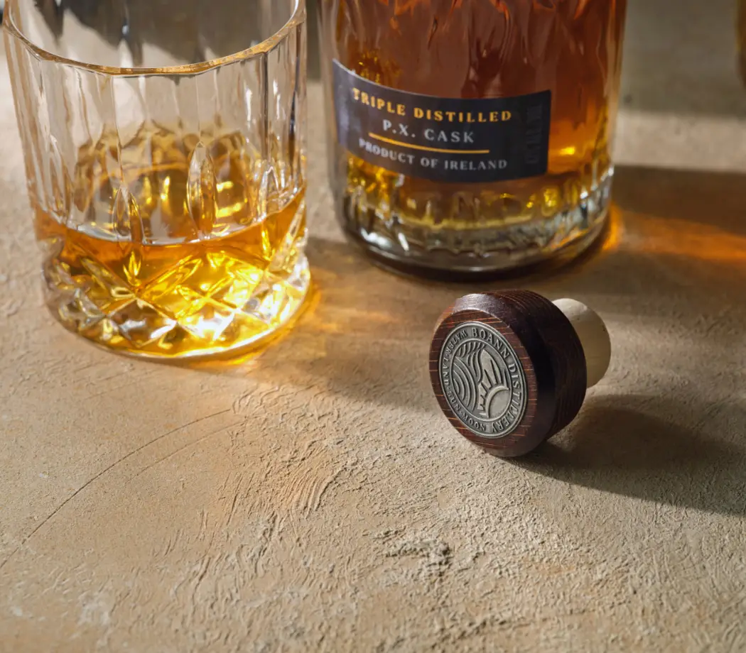 bottom glass bottle top